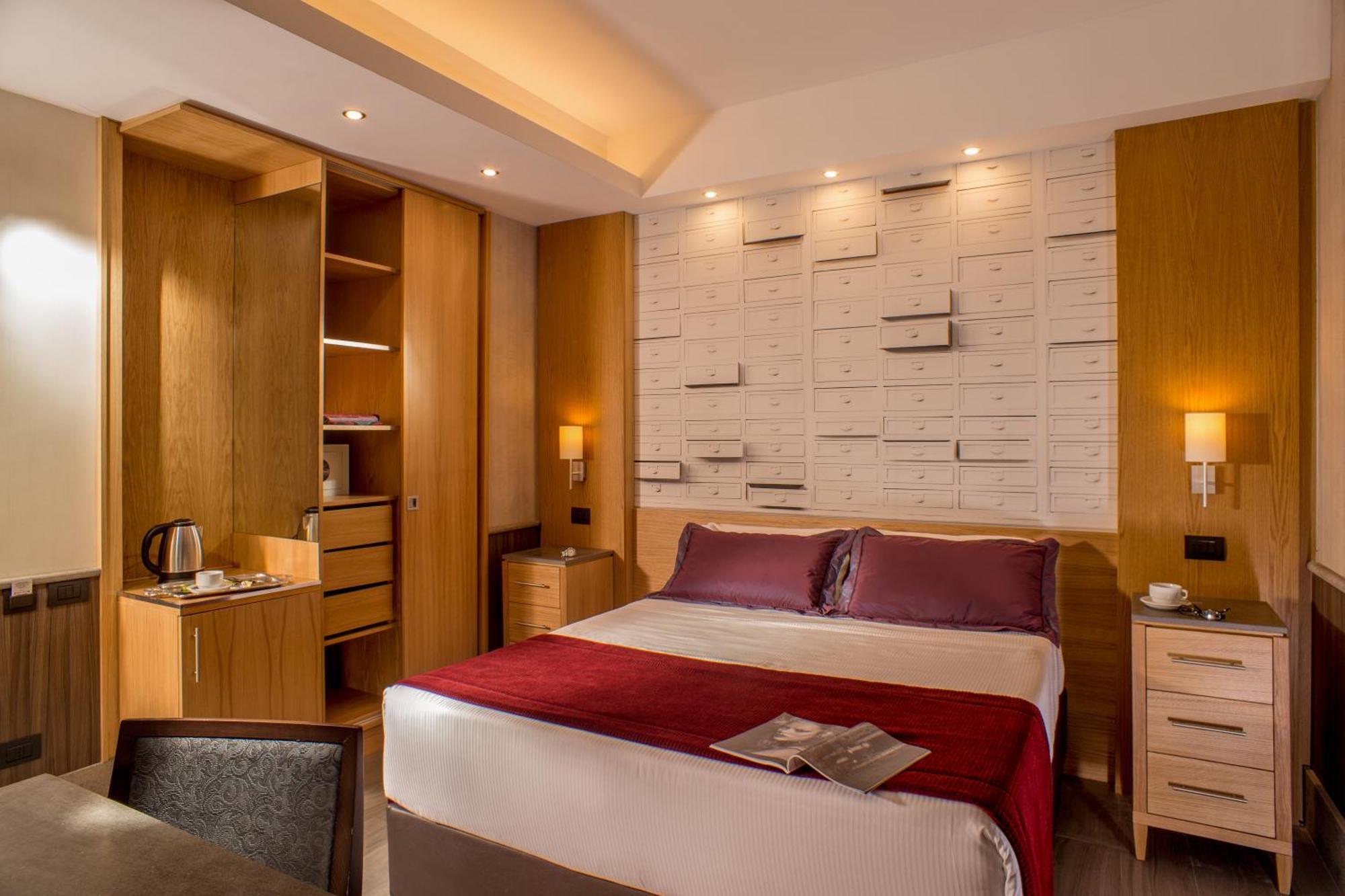 Royal Court 4* Rom